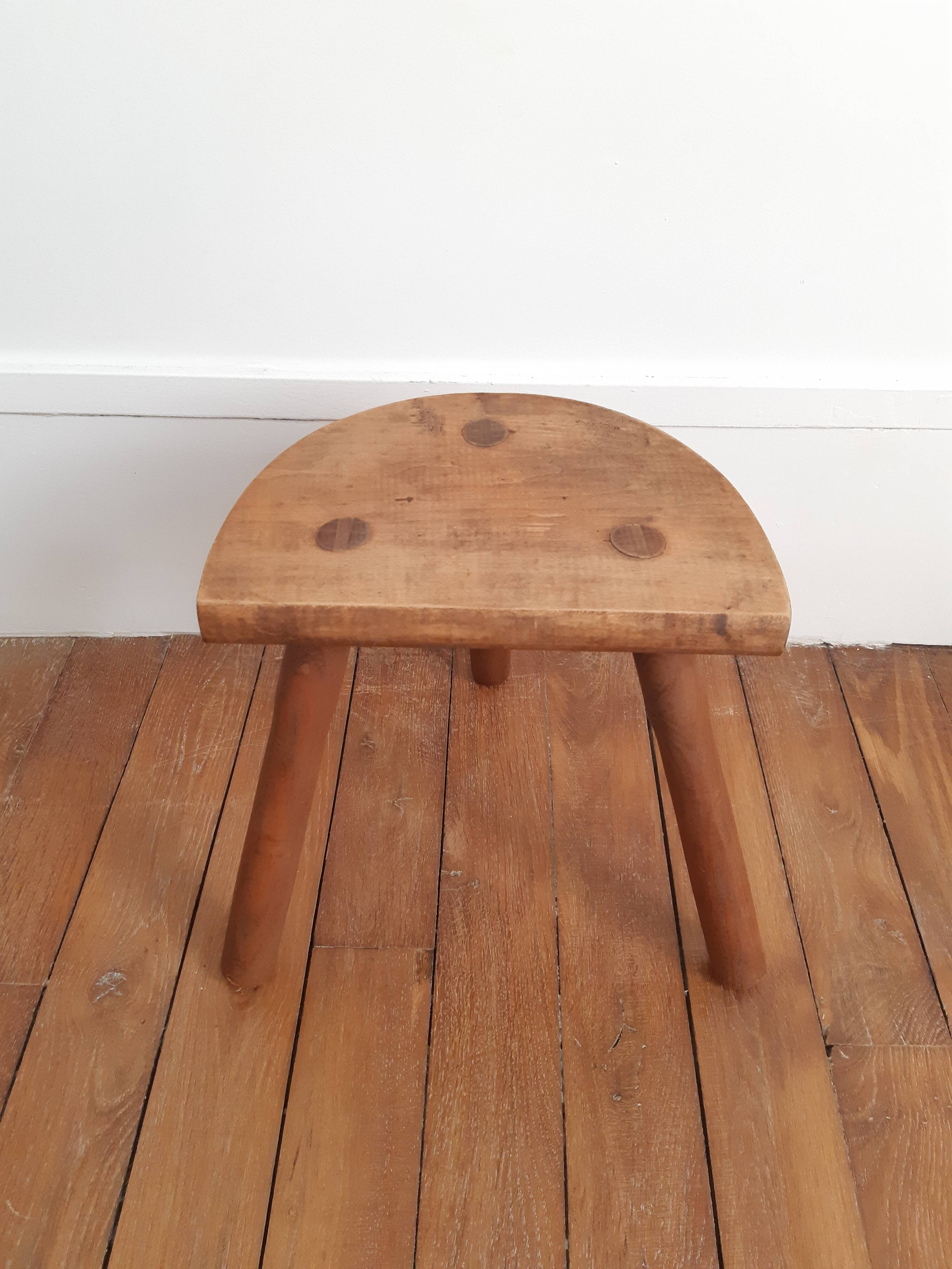 Tripod stool in light wood