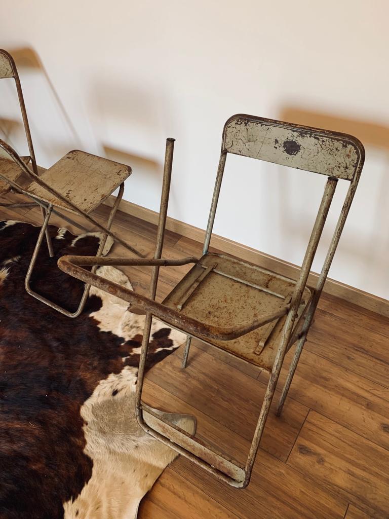 Ensemble de 5 chaises métalliques pliantes