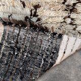 Azilal beige Moroccan rug - 161 x 81 cm