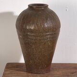 Ancien vase chinois en céramique dans des tons sombres (c.1900)