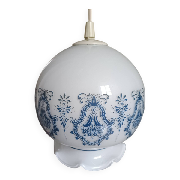 Suspension, boule de bain en opaline