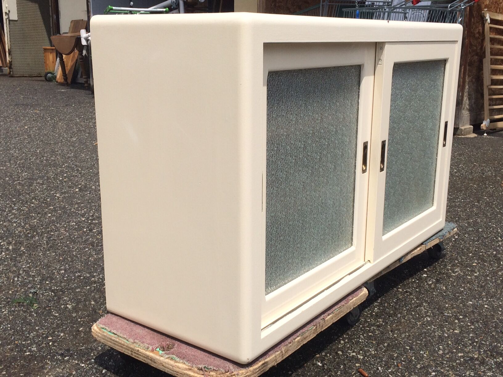 Mado wall shelf 2 sliding doors "frozen" effect windows - 50s