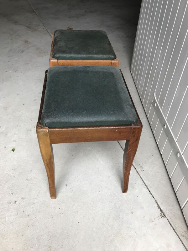 Lot de deux tabourets vintage