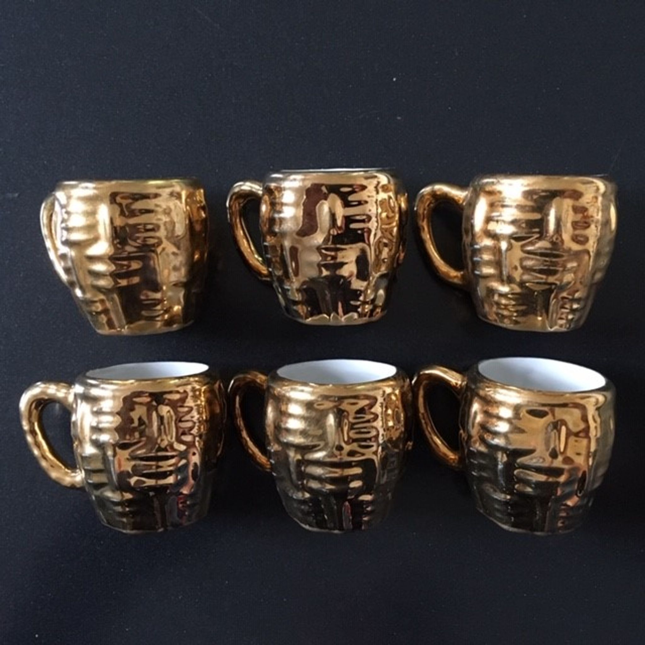 Lot de 6 mini mugs en porcelaine dorée
