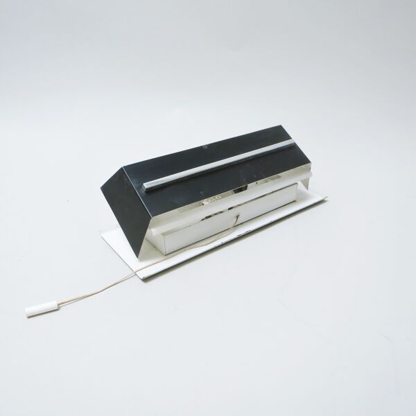 Applique à volet orientable des années 50