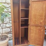 Cloakroom cabinet