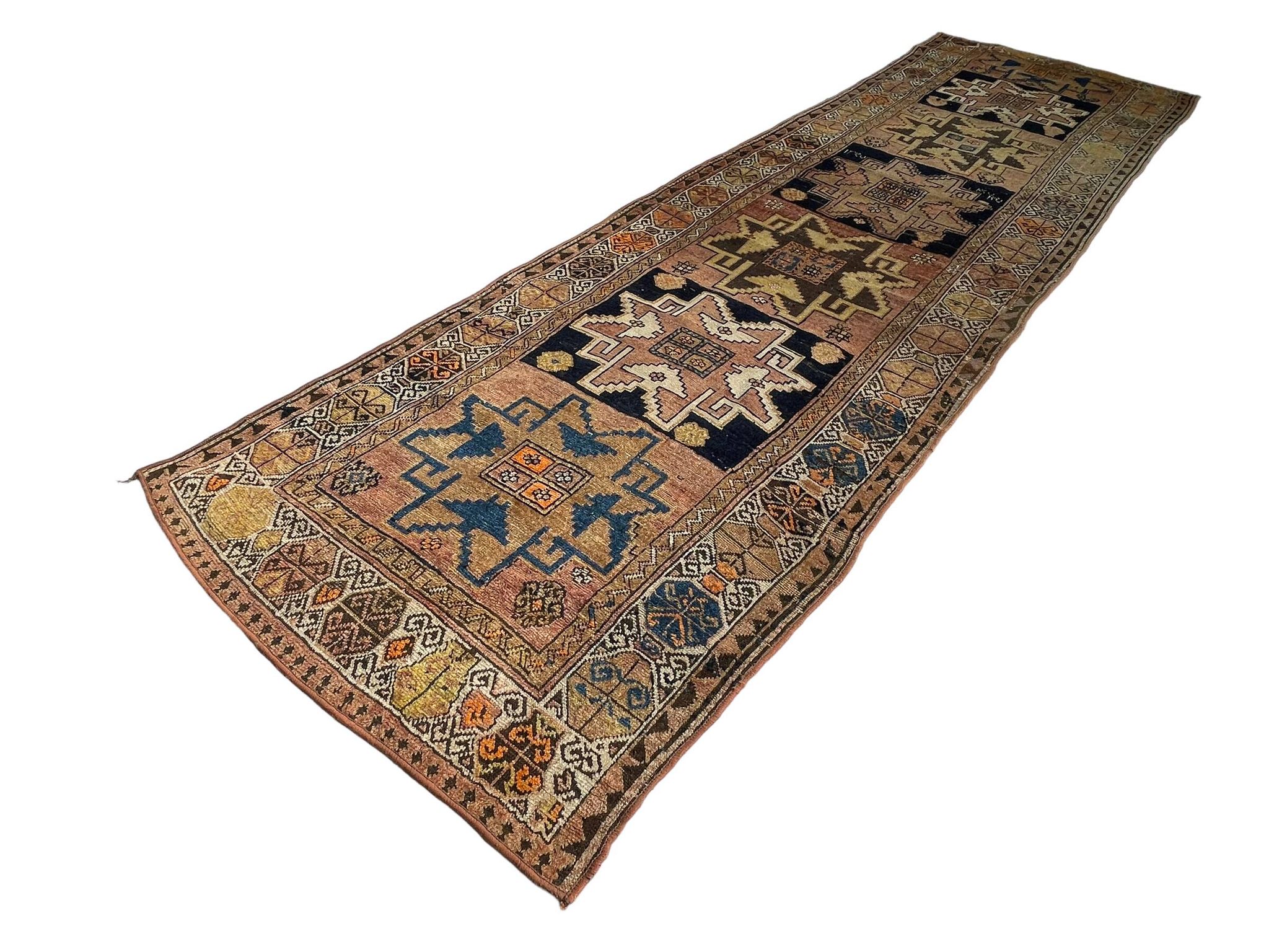 Tapis turc antique, 326 x 96 cm