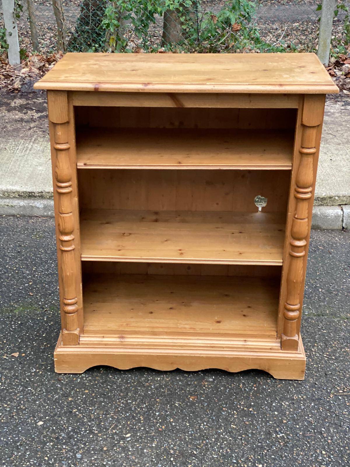 Vintage wooden shelf from Interior's in 1980s English style.