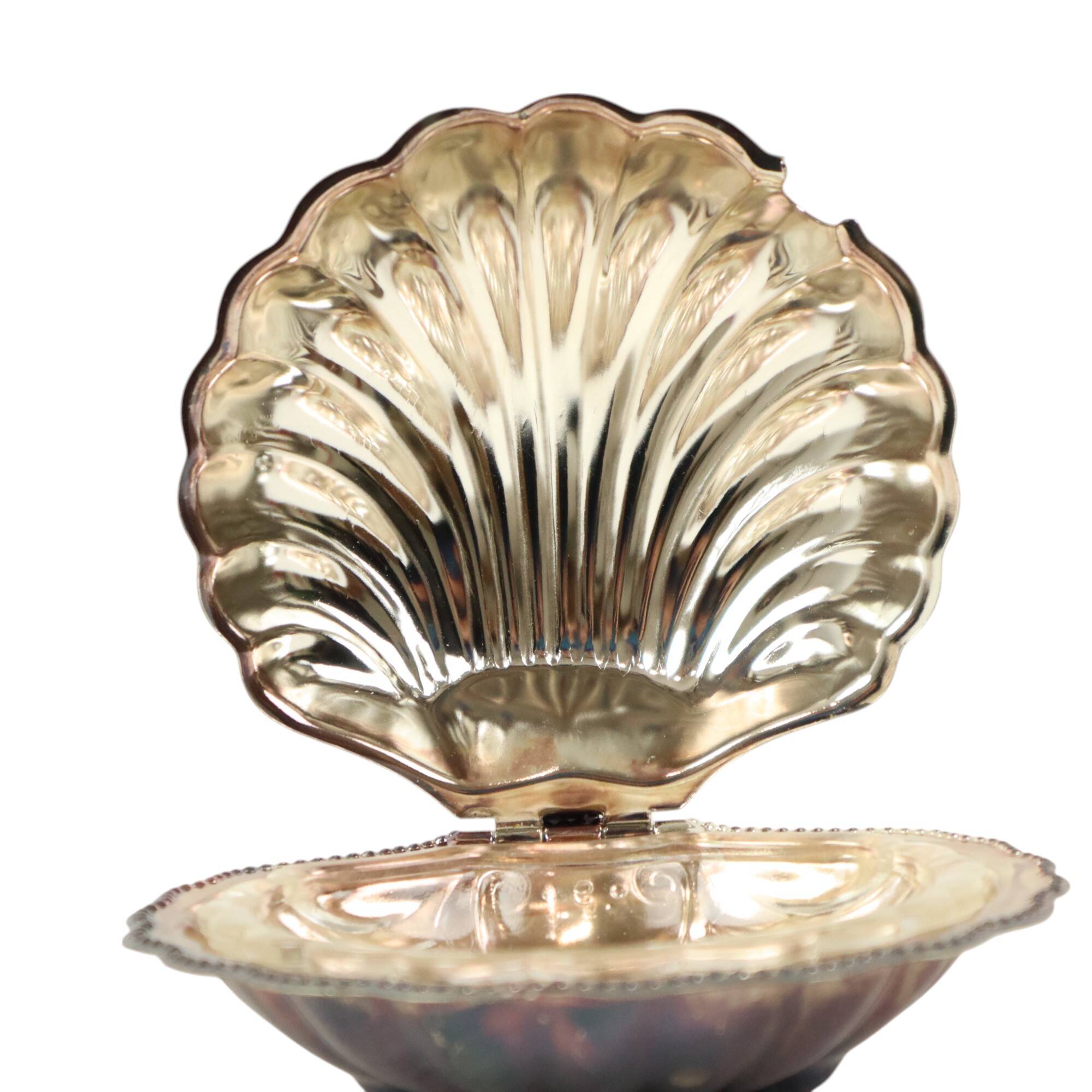 Vintage Scallop Shell Butter Dish Knife Silver Plated Metal Queen Anne