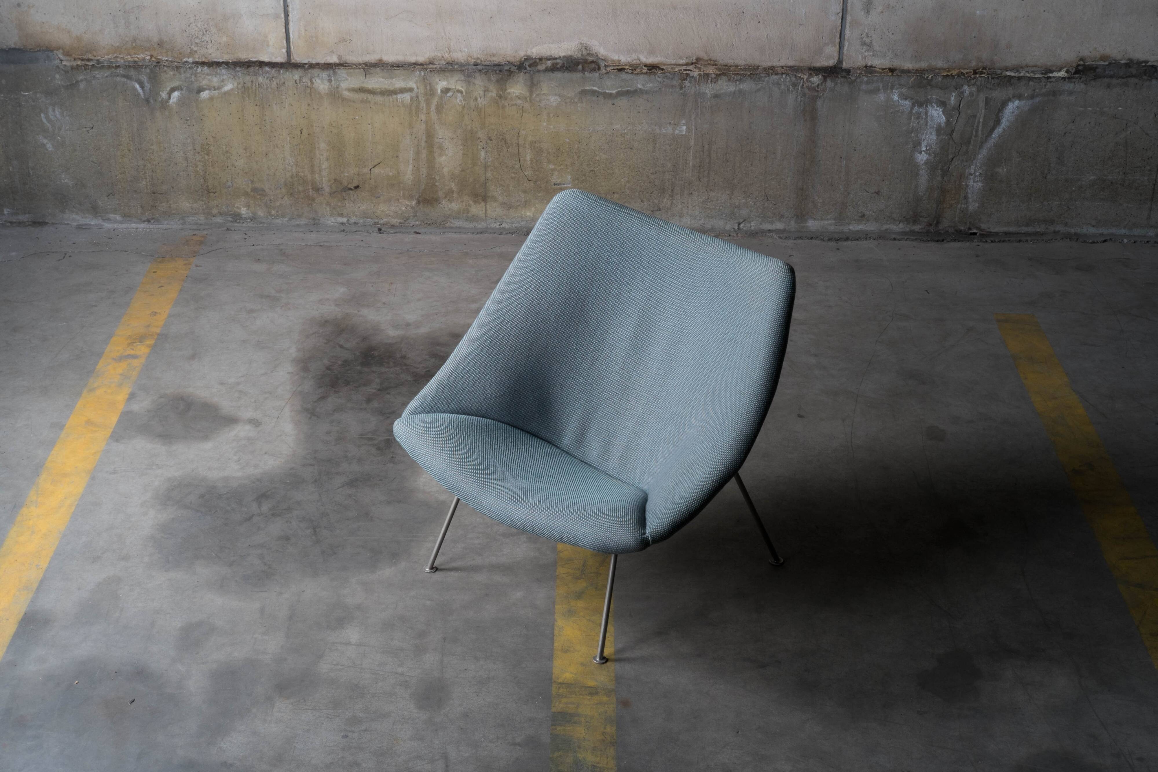 Pierre Paulin - Artifort F157 'Oyster' chair