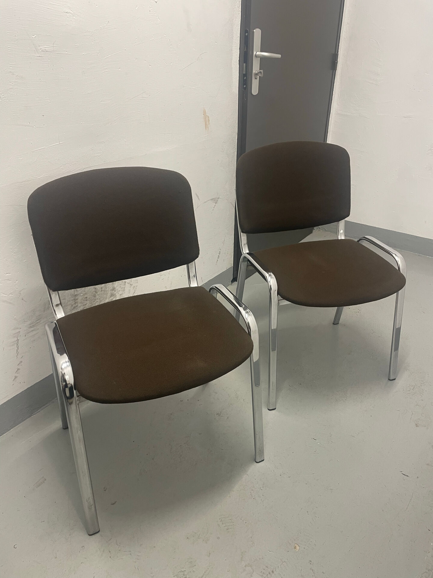 Lot 2 chaises de bureau vintage