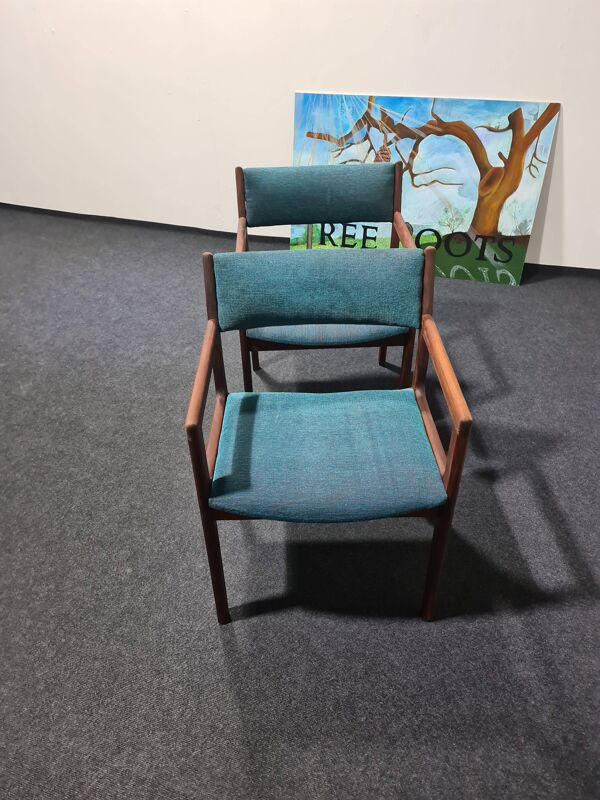 Paire de chaises de directeur en teck