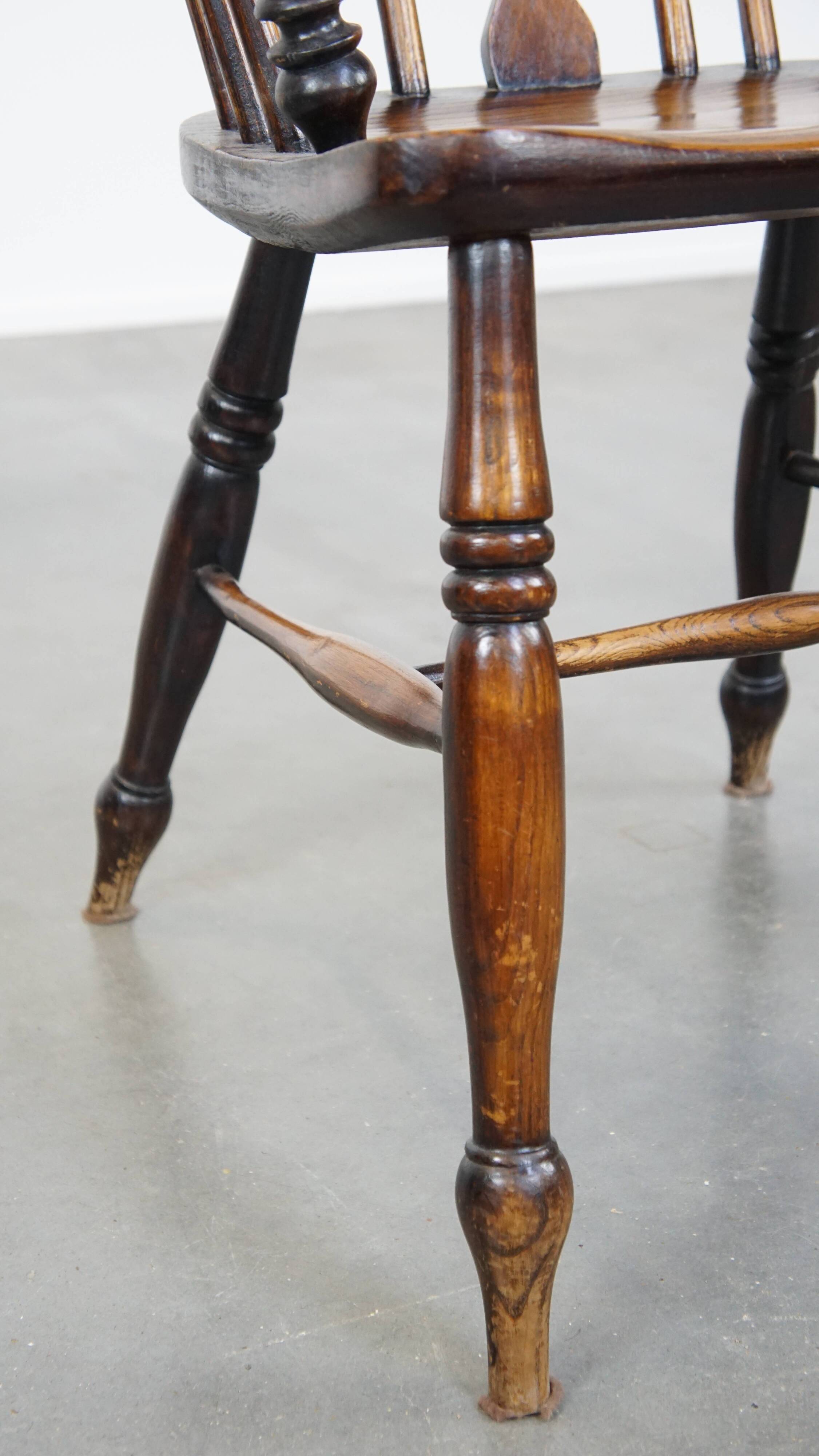 English wooden Windsor dining room/side chair