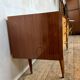 Enfilade vintage bicolore – Plateau en verre – Design rétro chic