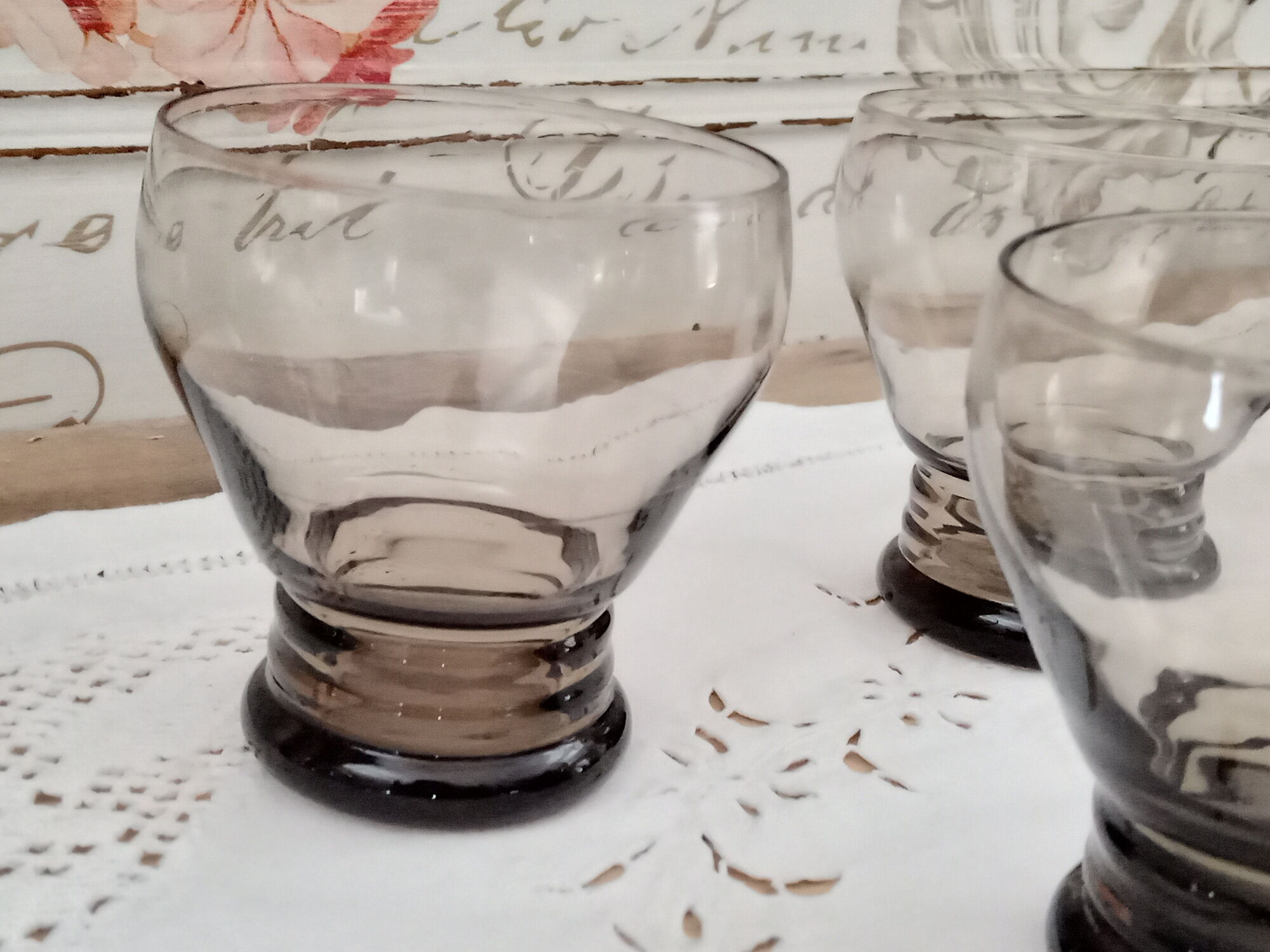 Lot of 6 vintage water glasses in smoked glass