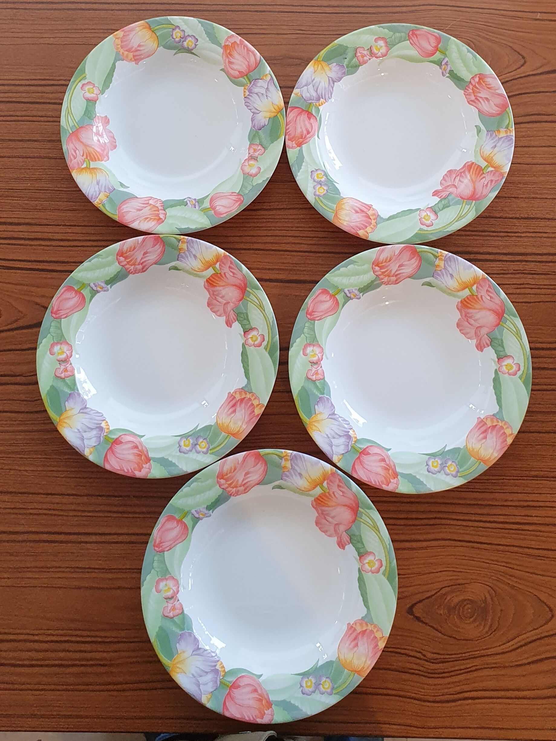 Vintage plates