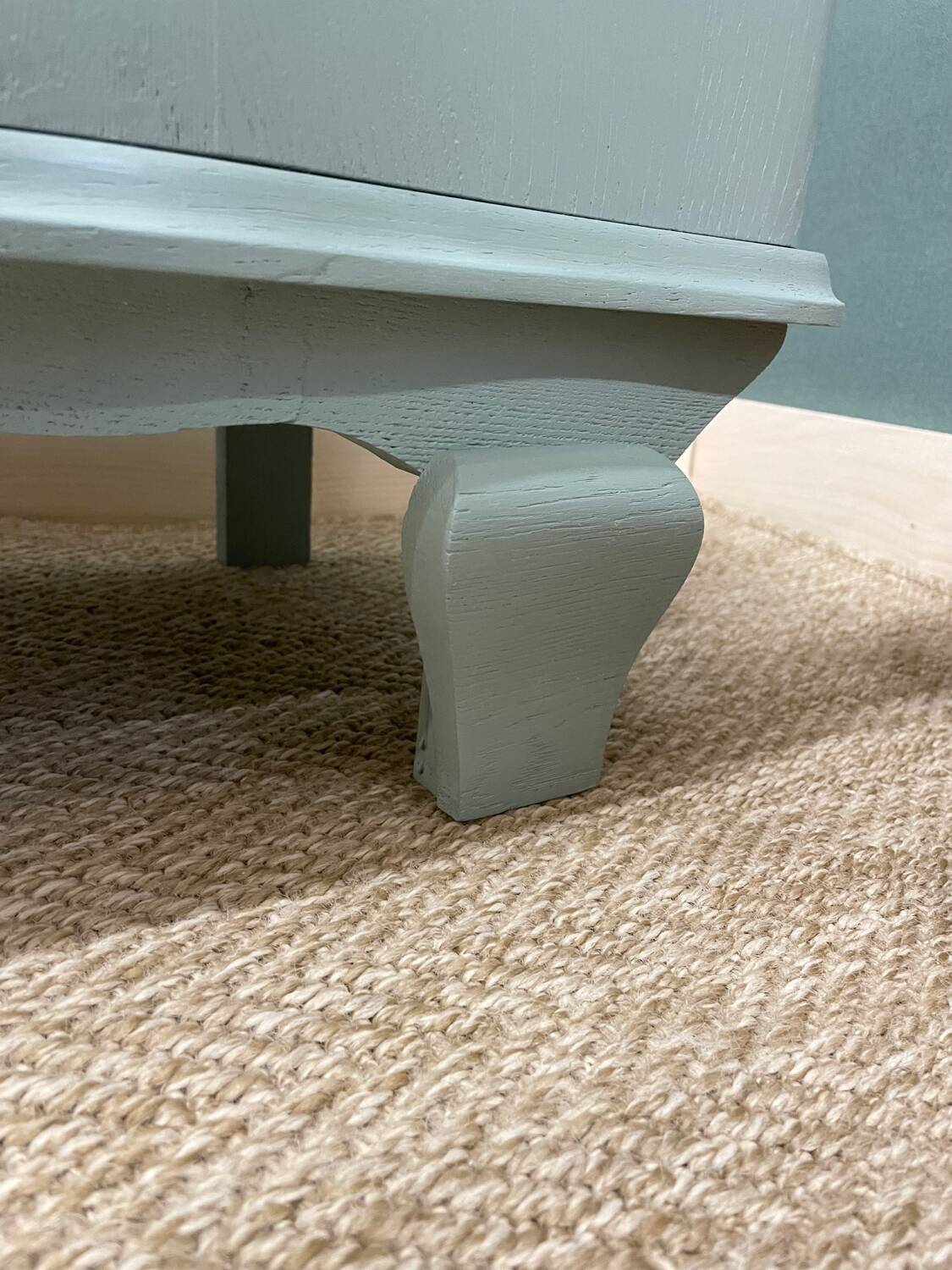 Chevet ou meuble d’appoint vert de gris