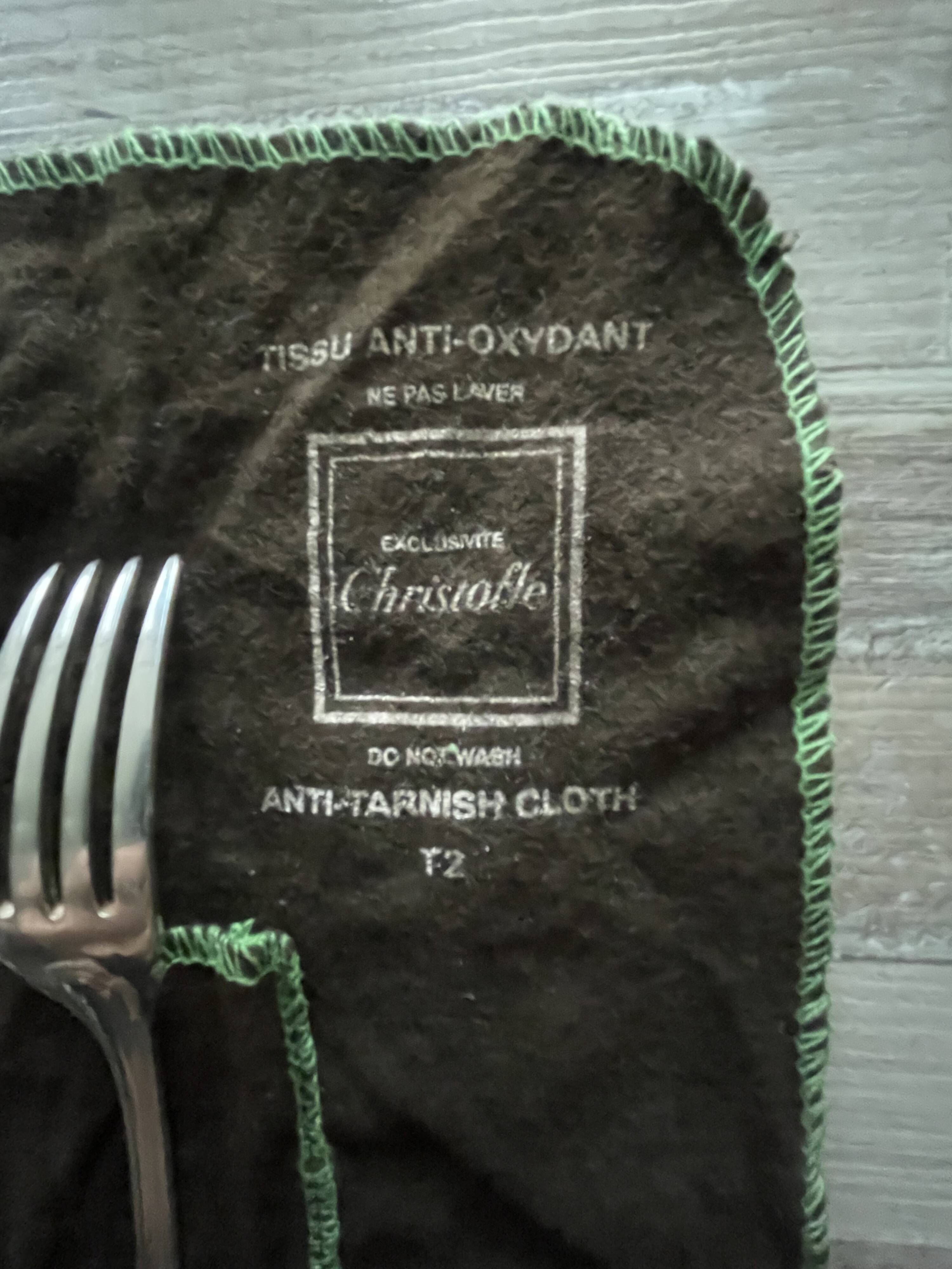 12 Christofle forks and 12 knives – Silver plated