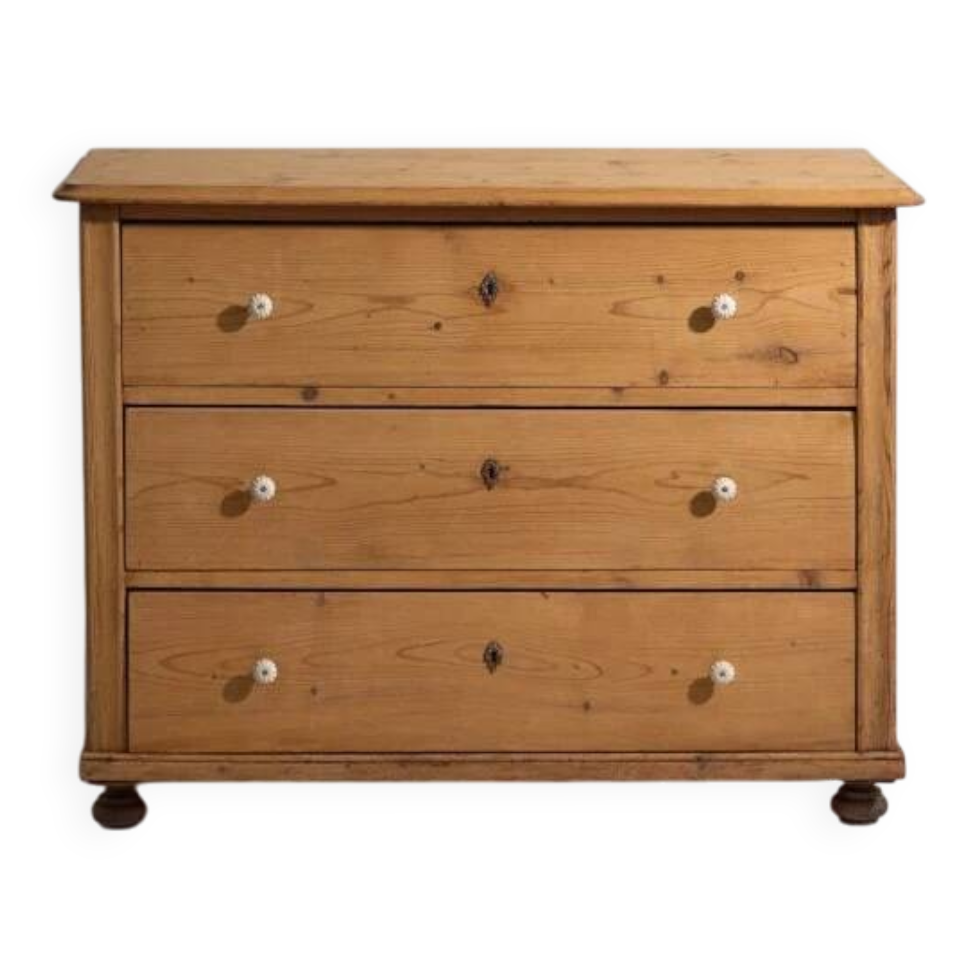 Antique solid wood chest of drawers (circa 1920)