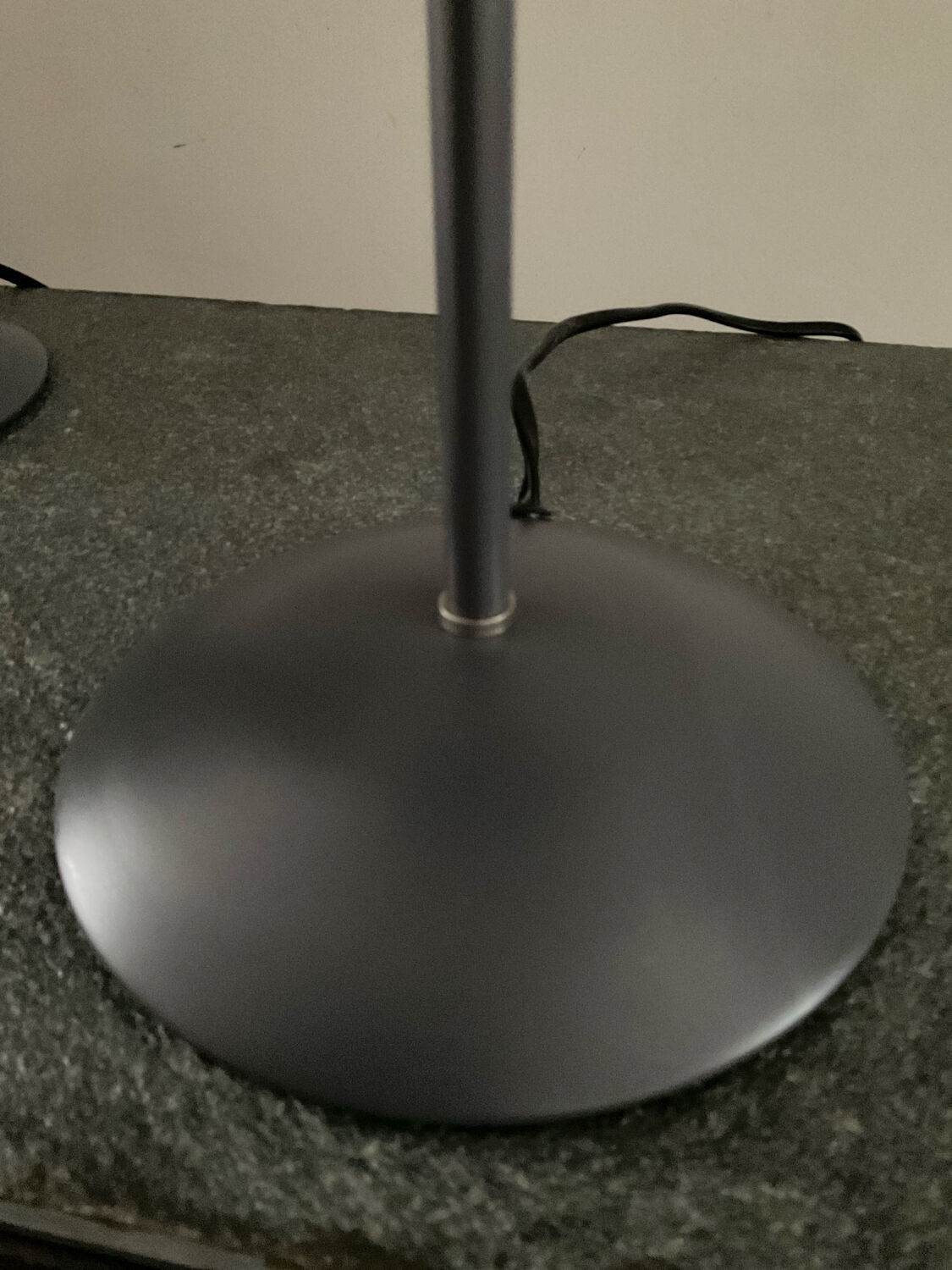Paire de lampes design en métal