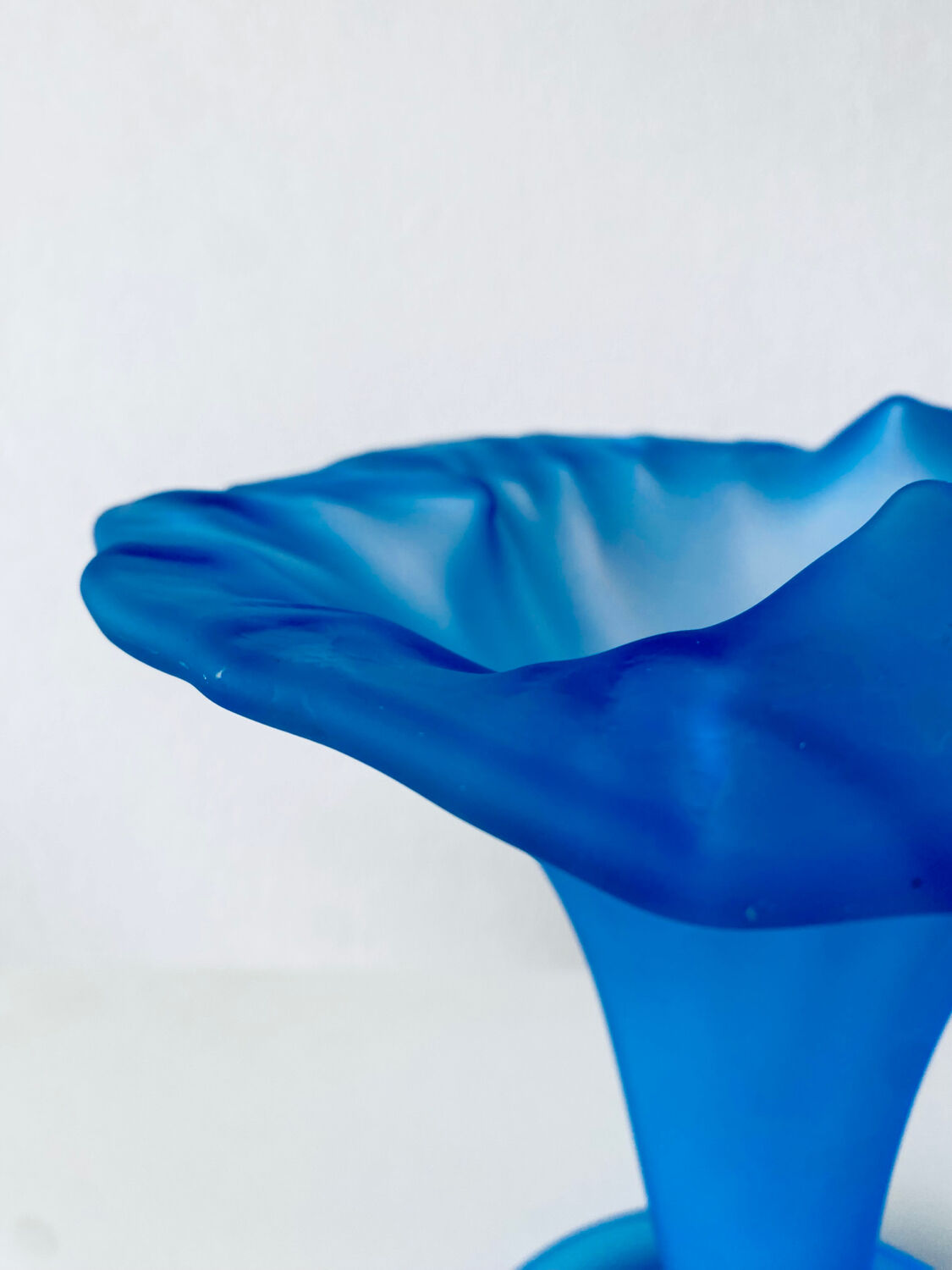 Large tulip vase or corolla in Murano glass