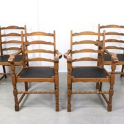 Chaises médiévales vintage en chêne, lot de 4