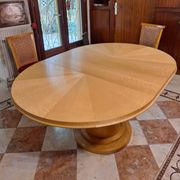 Round table in lemon wood with timeless design