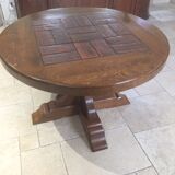 Round table signed Garnier