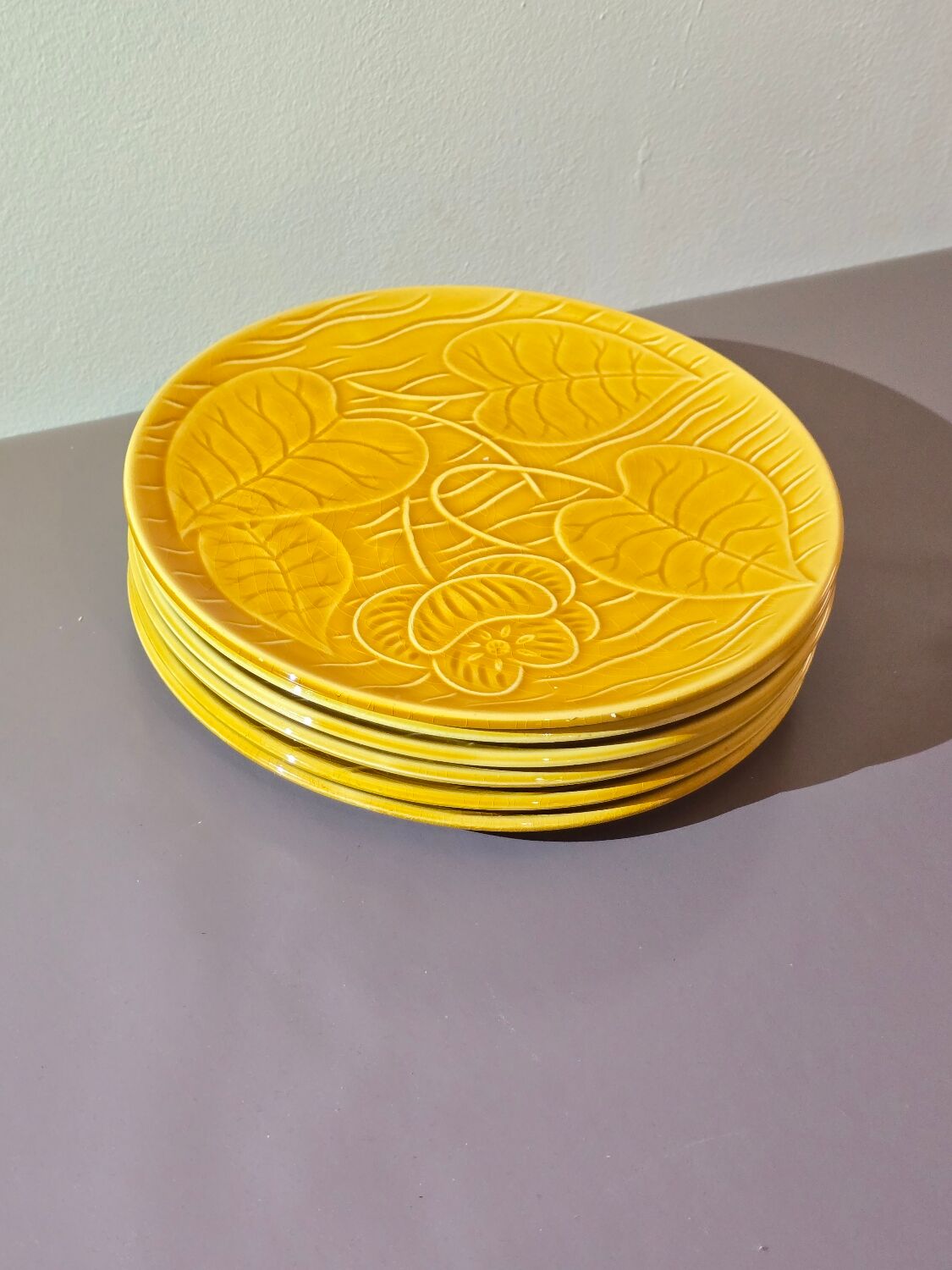 6 Sarreguemines water lily plates