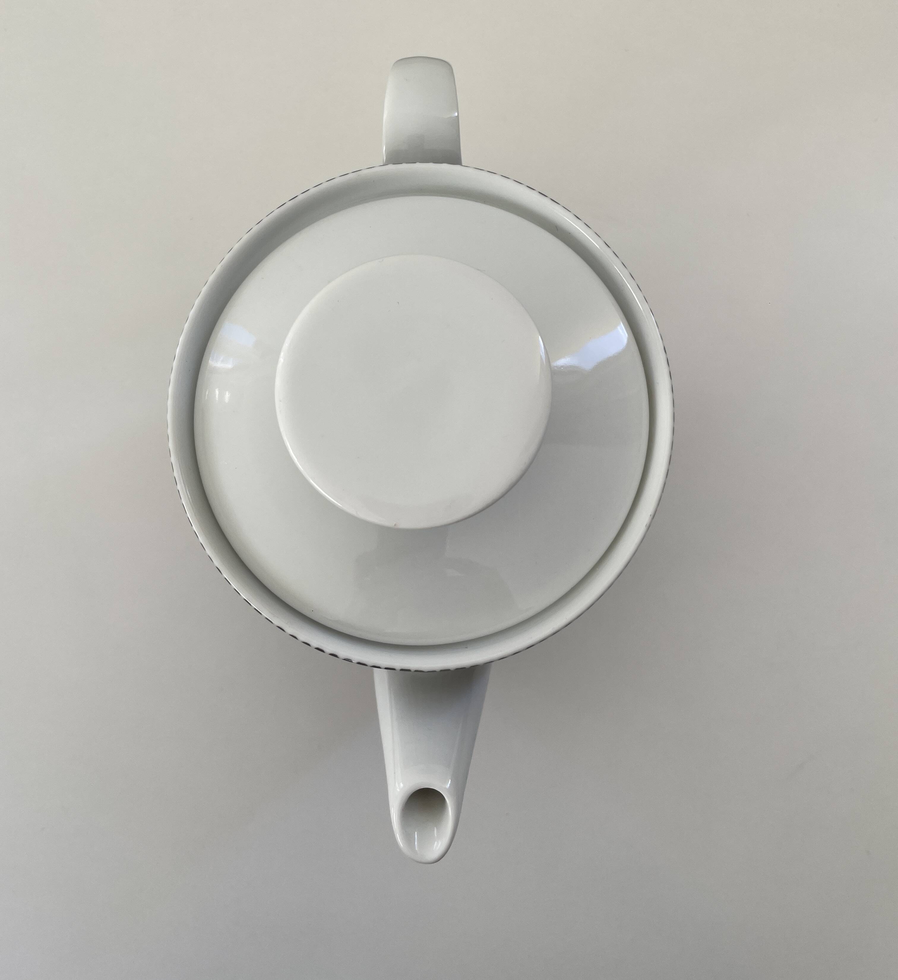 Medaillon Onyx tea set by Theo Baumann and Richard Scharrer for Thomas