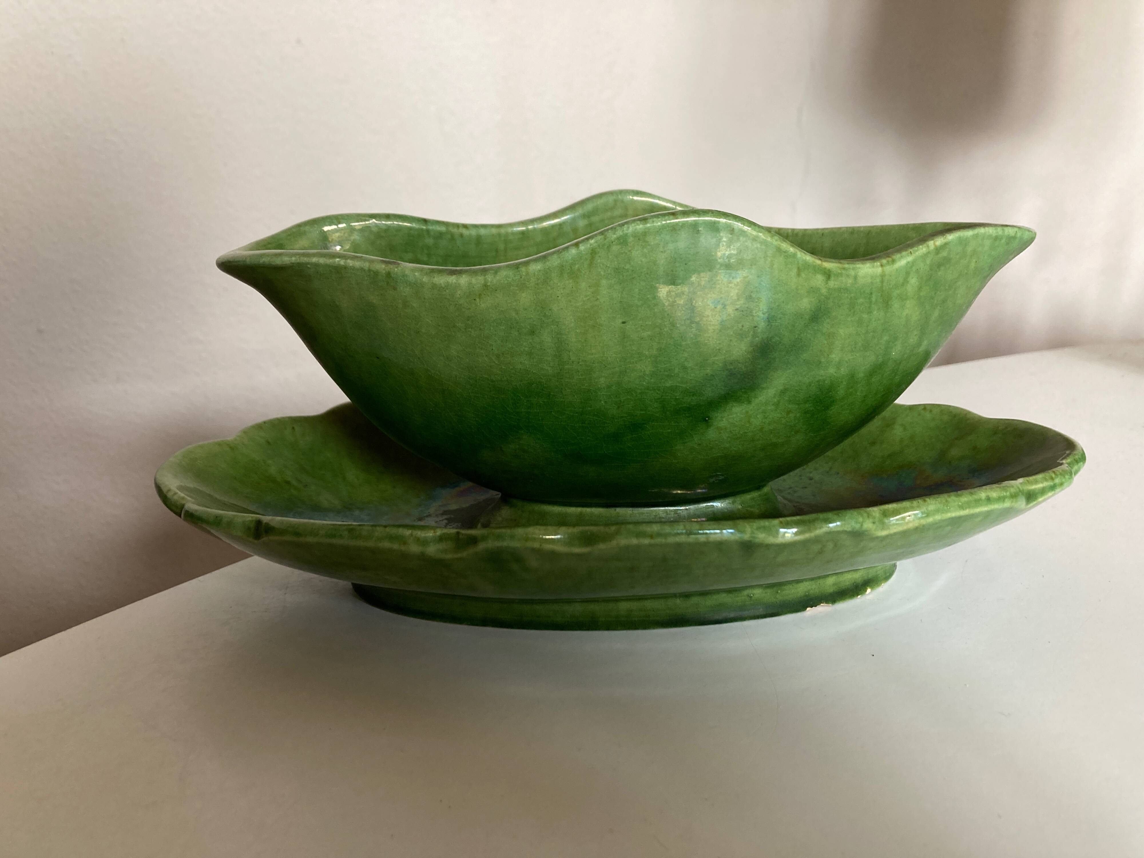 Glazed clay sauce with neoclassical festoons Aegitna Vallauris 1950