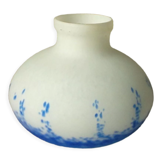 Glass paste ball vase