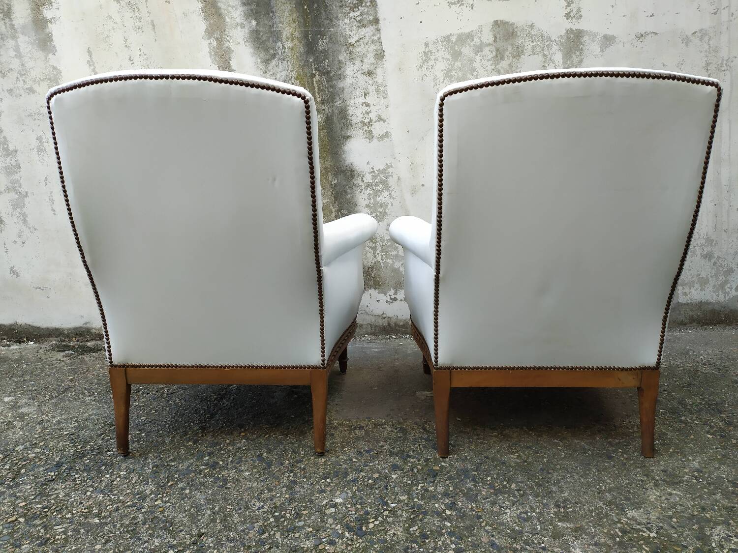 Paire de fauteuils Louis XVI
