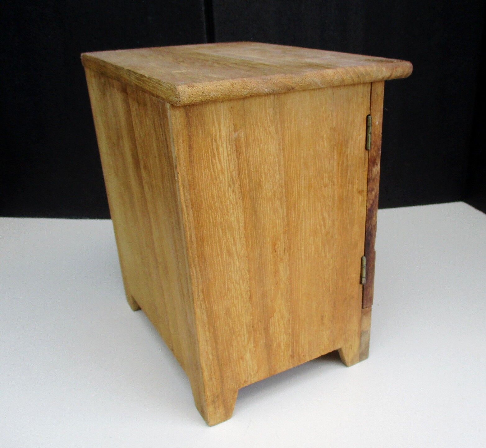 Natural wooden egg-eating