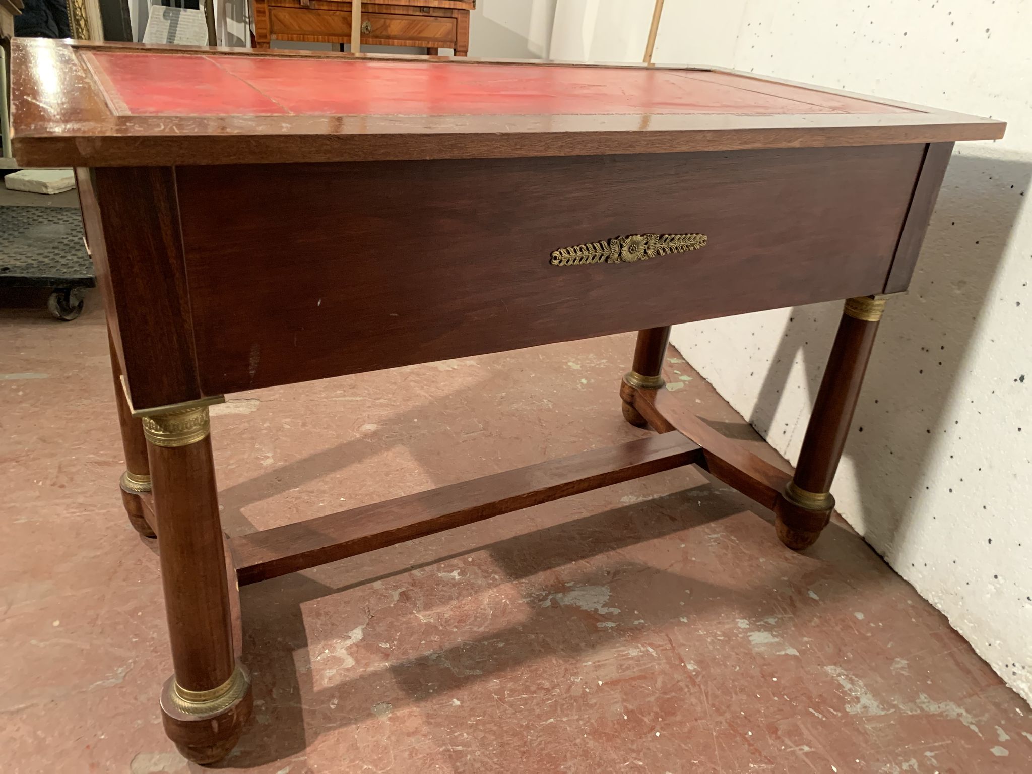 Bureau de style Empire en acajou et placage XX siècle