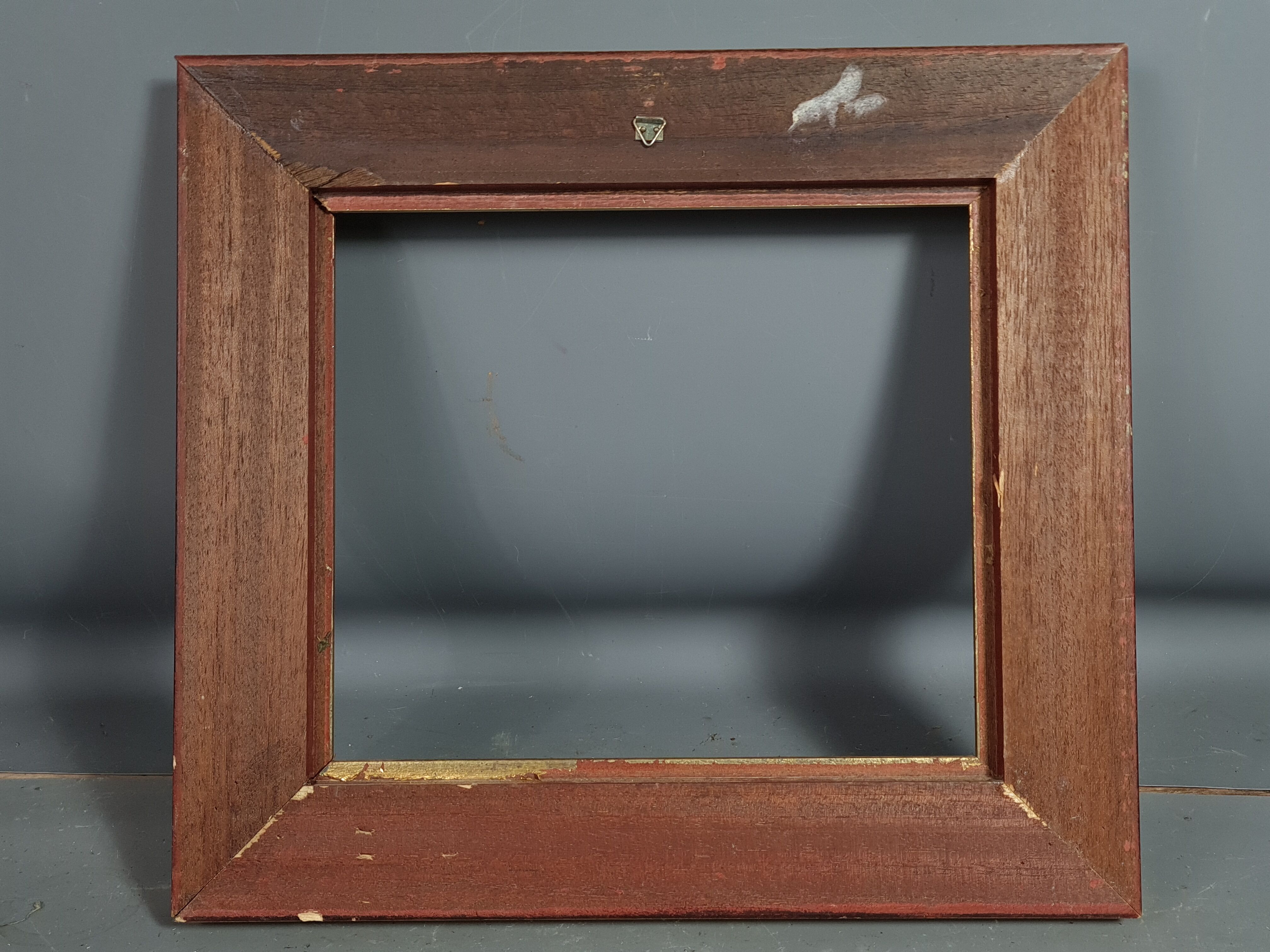 Cadre bois profil creux doré feuille d'or 35,5x32 feuillure  25x22 cm
