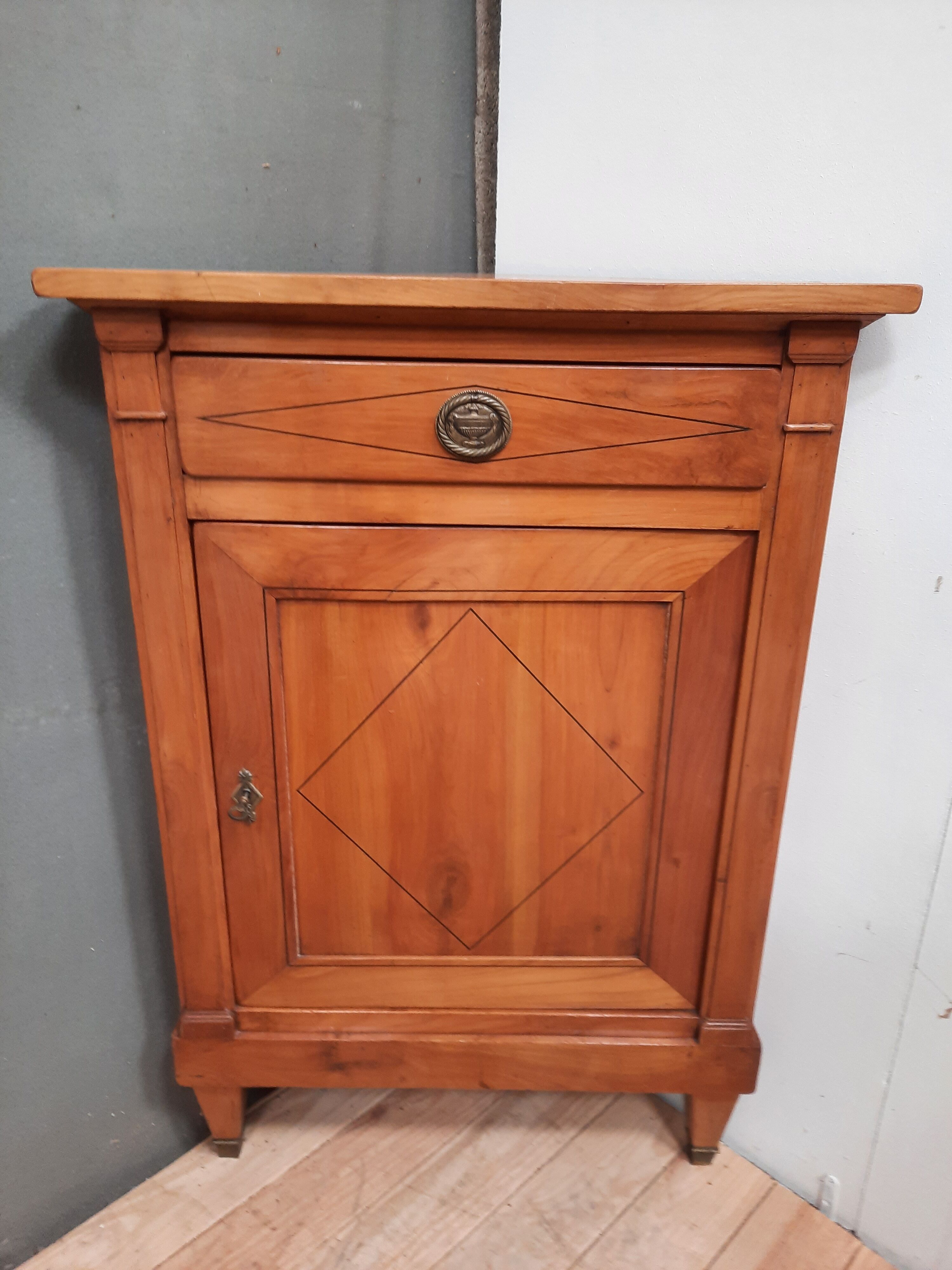 Cherry corner furniture