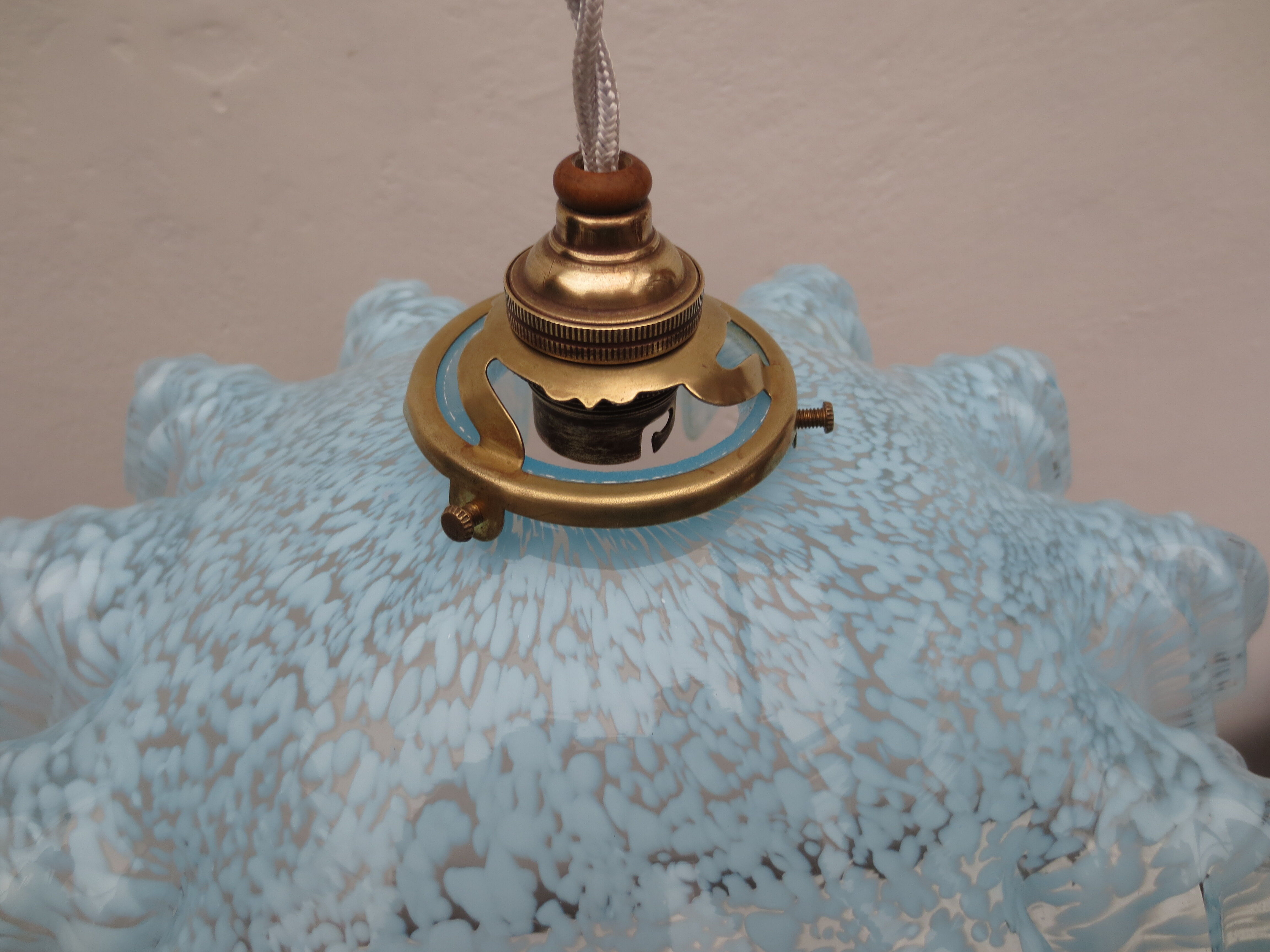 Blue clichy opaline hanging