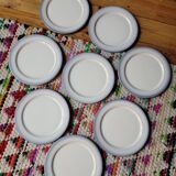 Set of 8 Lait de Salins dessert plates