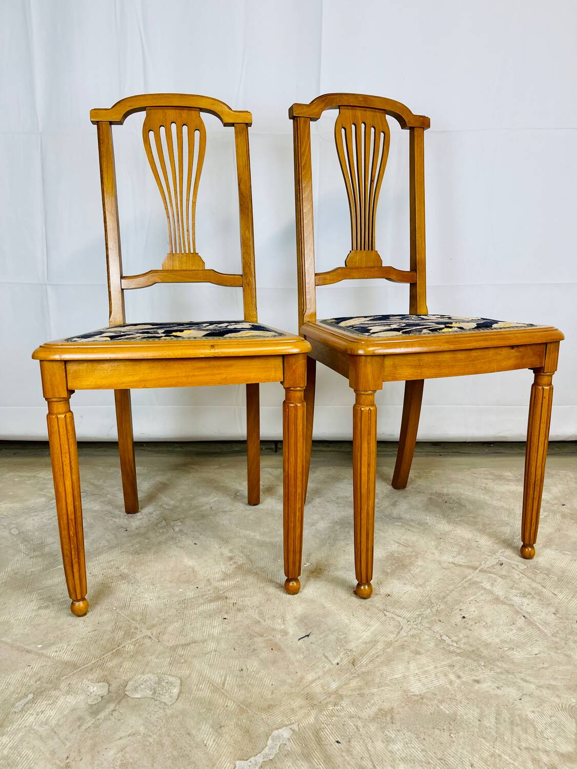 Dining room chairs