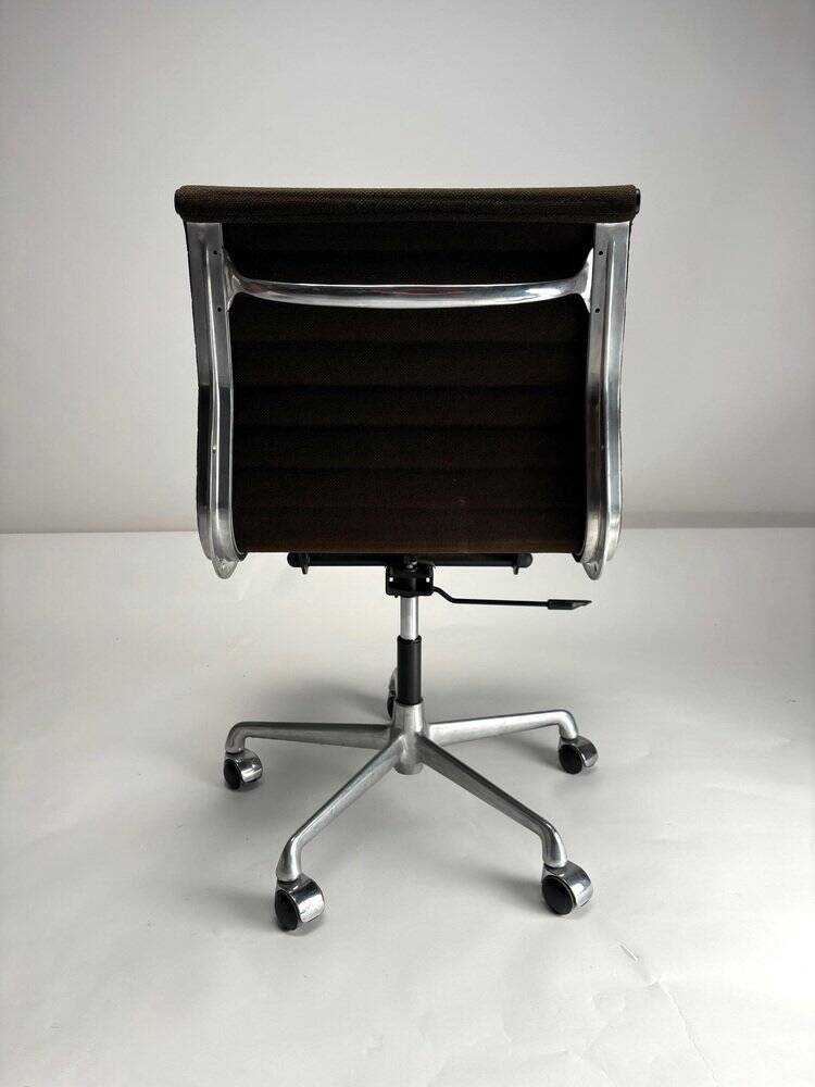 Model EA107 Swivel Chair by Charles and Ray Eames for ICF De Padova, 1970s