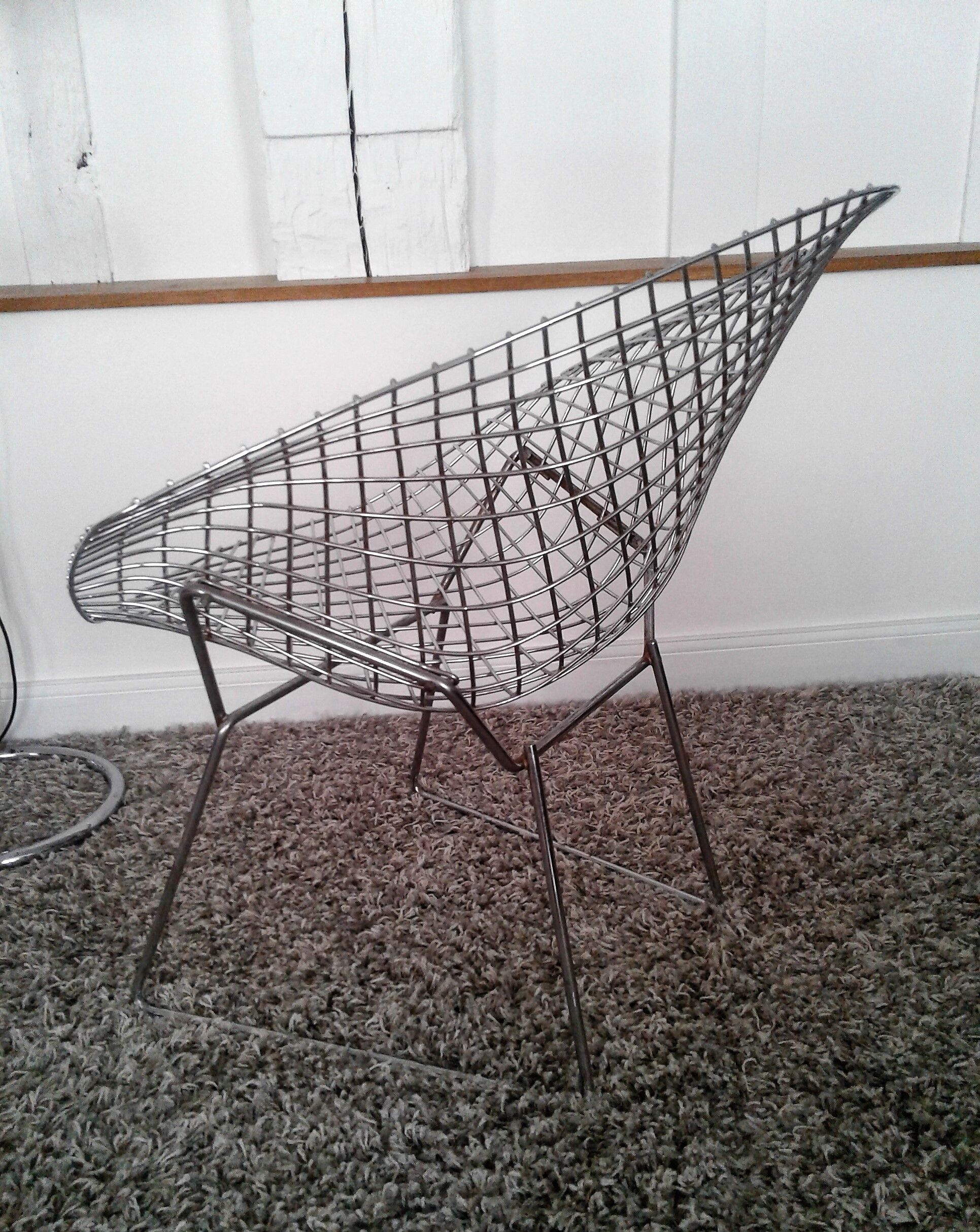 Diamond design chromed metal Chair Harry Bertoia Knoll early 1970s edition