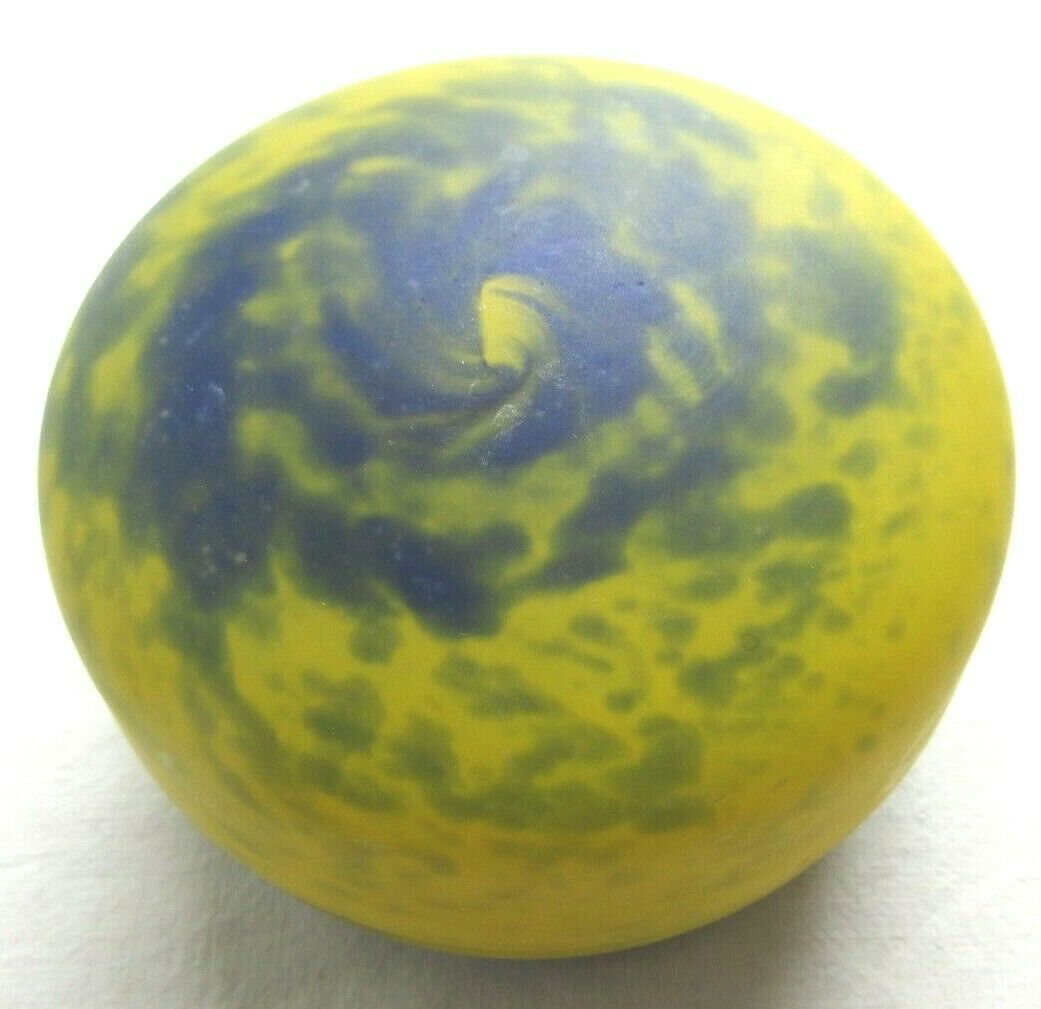 Bonbonnière yellow and blue glass paste, Art Deco, Muller or Degué taste
