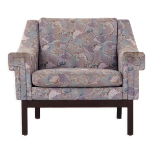 Fauteuil avec pieds en