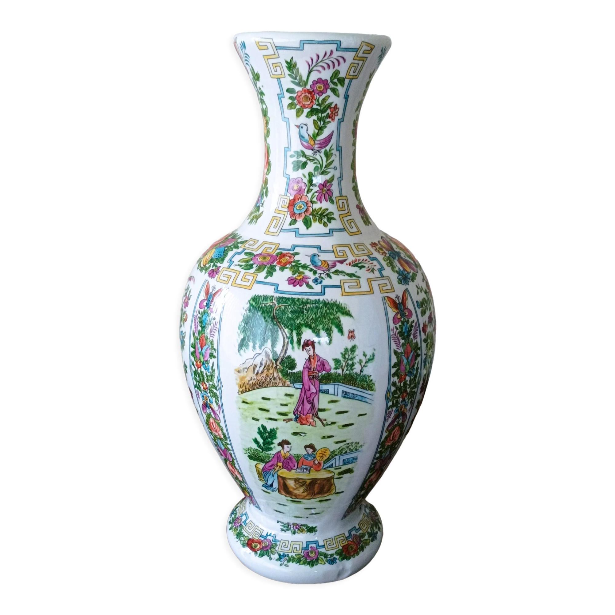 Large chinese vase signed