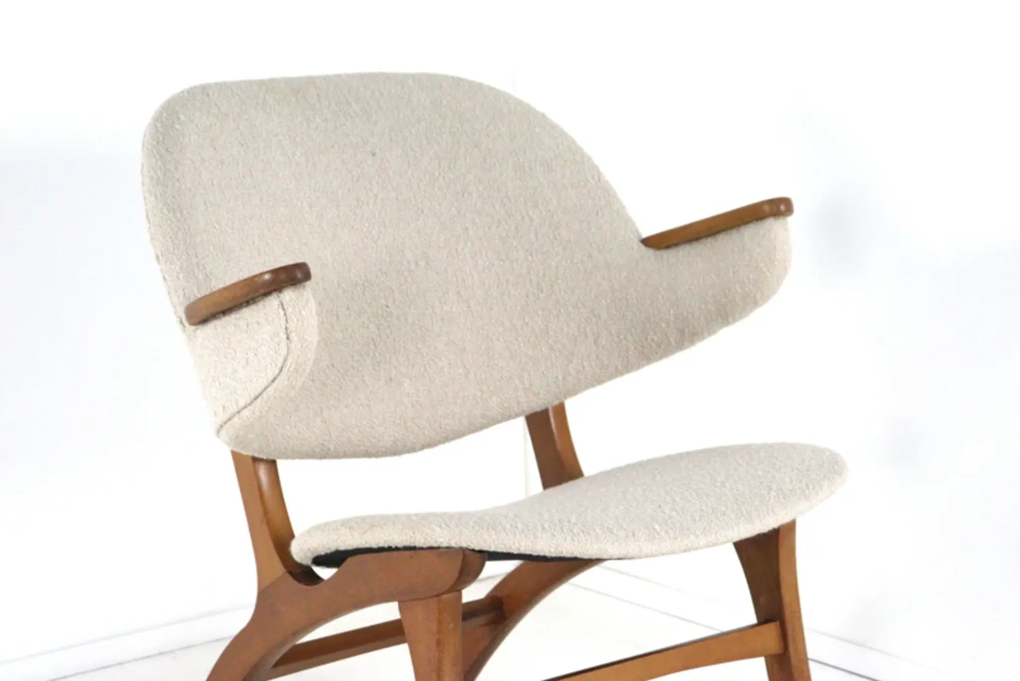 Carl Edward Matthes for Matthes Polstermøbelfabrik armchair model 33A
