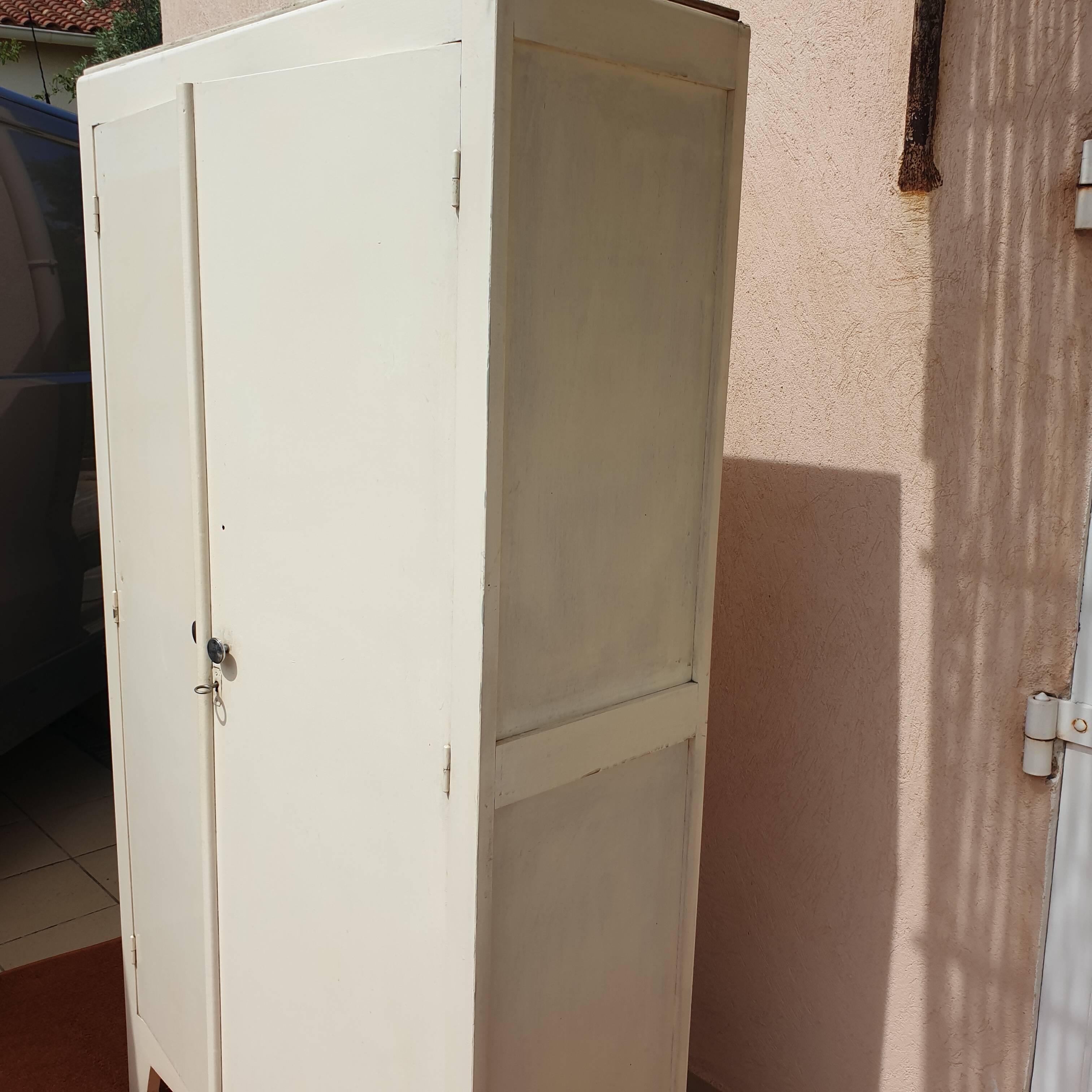 Parisian style wardrobe from the 50s/60s