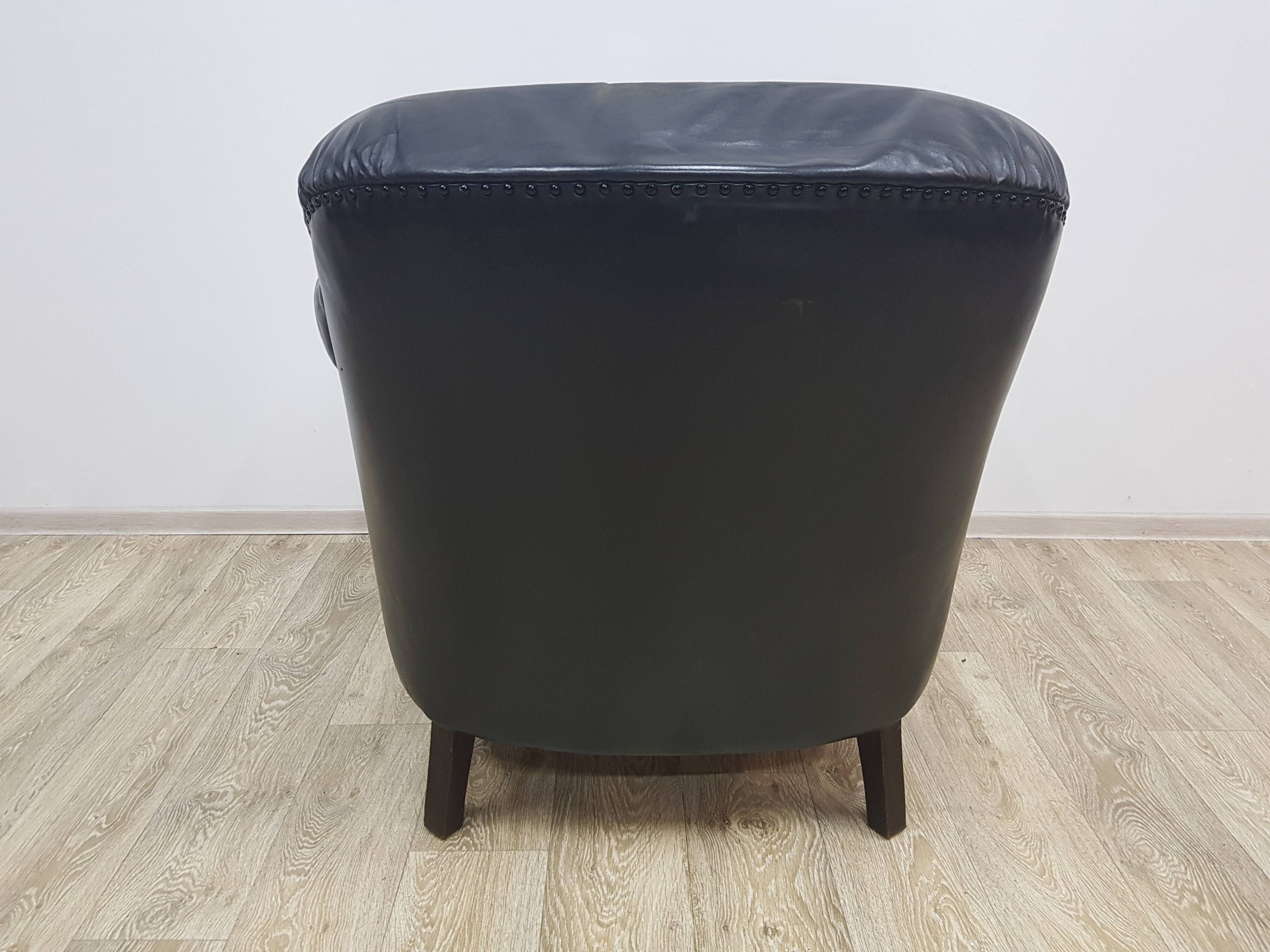 Vintage club armchair with studs, leather, Art Deco, 1930s/40s.