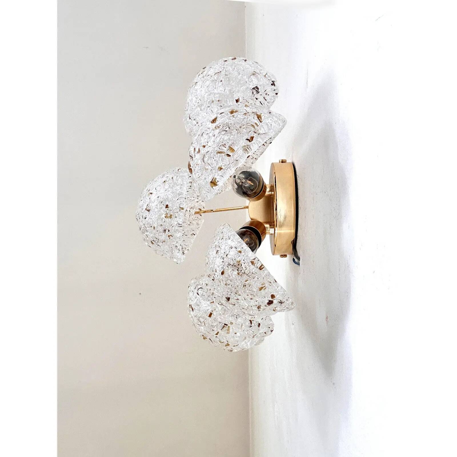 Mid-Century Modern “Conchiglie” Murano Glass Gold Wall Lights – Set of Two