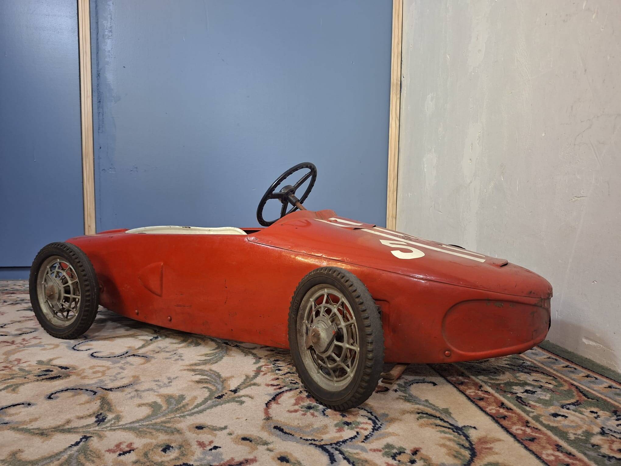 Pedal car